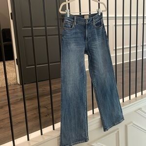 Alice + Olivia Jeans- Roxie LR Straight Flare Jean in Brooklyn blue wash